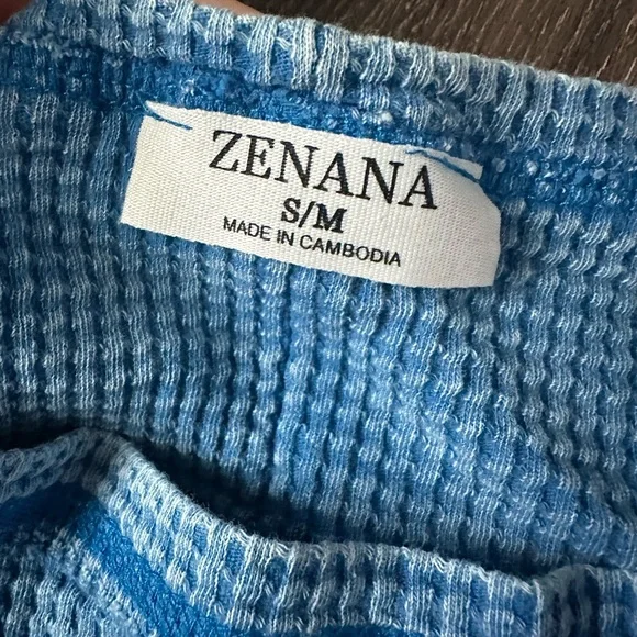 Zenana Outfitters Sky Blue Waffle Knit Top - Picture 3 of 3